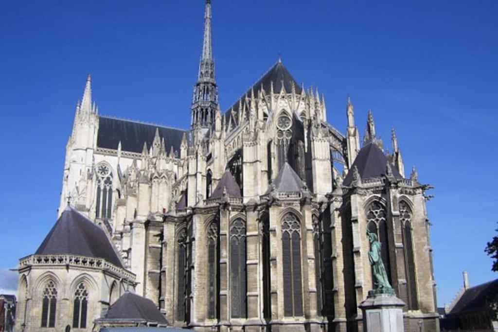 Апартаменти Super Studio Au Pied De La Cathedrale Ам'єн Екстер'єр фото